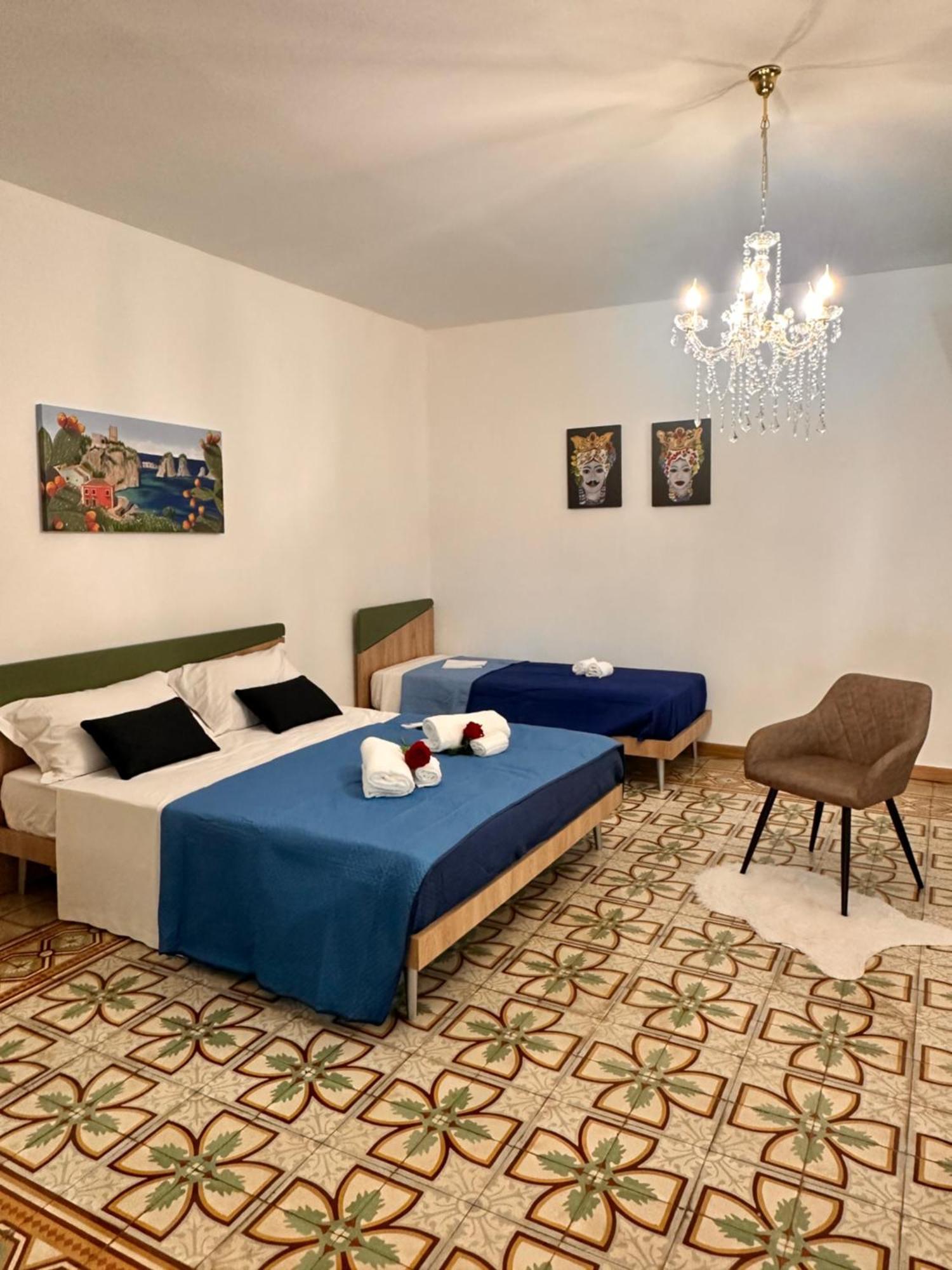 Centro-Archimede Rooms Castelvetrano Extérieur photo